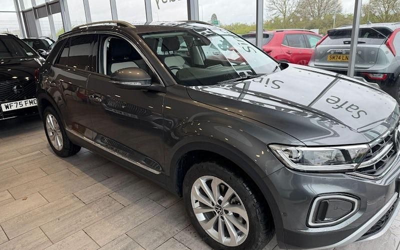 Used VW T-Roc Style 150 HP (110 kW) 2025 SUV