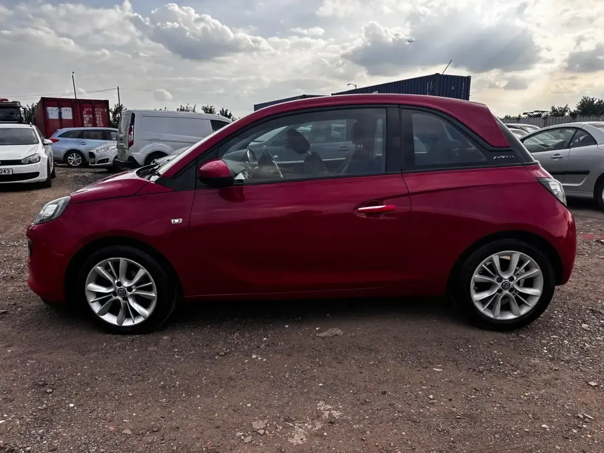 Begagnad Vauxhall Adam Jam 2014 Röd Halvkombi