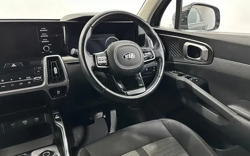 Used Kia Sorento 230 HP (169 kW) 2020 Black SUV