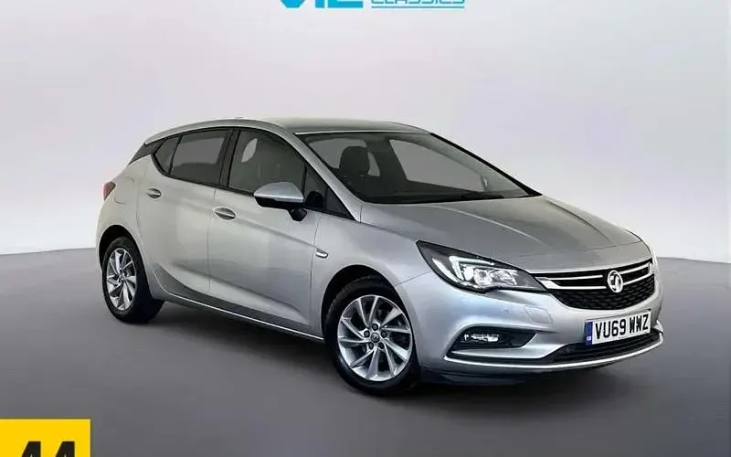 Second-hand Vauxhall Astra 110 CP (80 kW) 2019 Hatchback