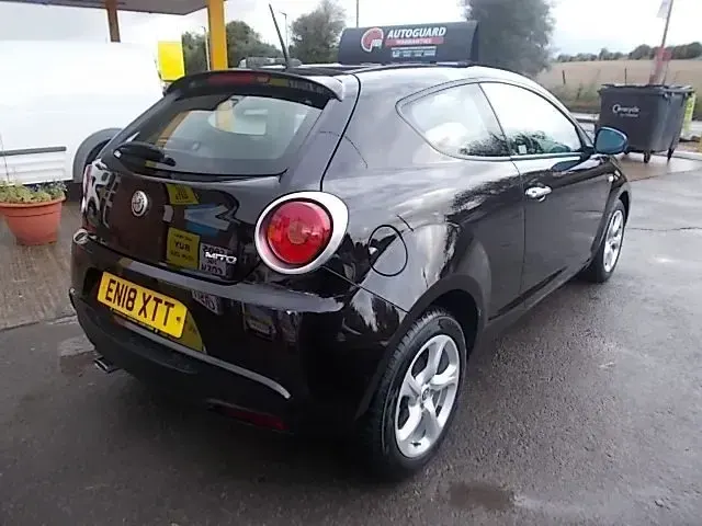 Used Alfa Romeo MiTo 105 HP (77 kW) 2018 Black Hatchback