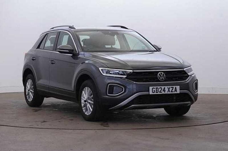 Used 2024 VW T-Roc Life SUV | £21,990 (Fair price) - Image 1/4
