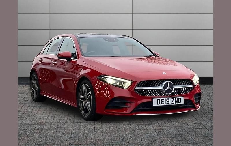 Used Mercedes A180 AMG Line Premium Plus 116 HP (85 kW) 2019 Jupiter red Hatchback