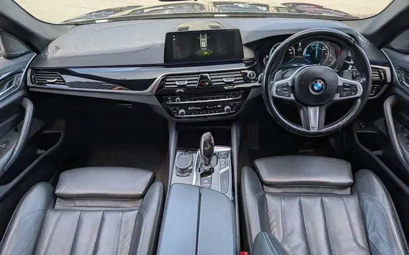 Used BMW 530 M Sport 265 HP (194 kW) 2018 Grey Estate