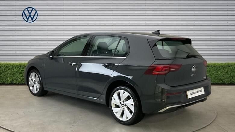 Used VW Golf VIII Style 115 HP (84 kW) 2025 Hatchback