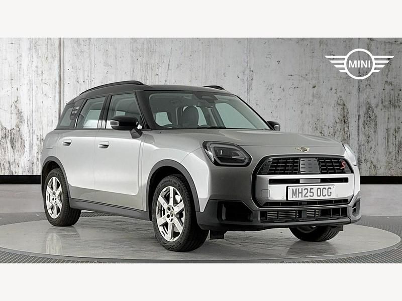Silver Used 2025 Mini Countryman Classic SUV | £31,699 (Super price) - Image 1/3