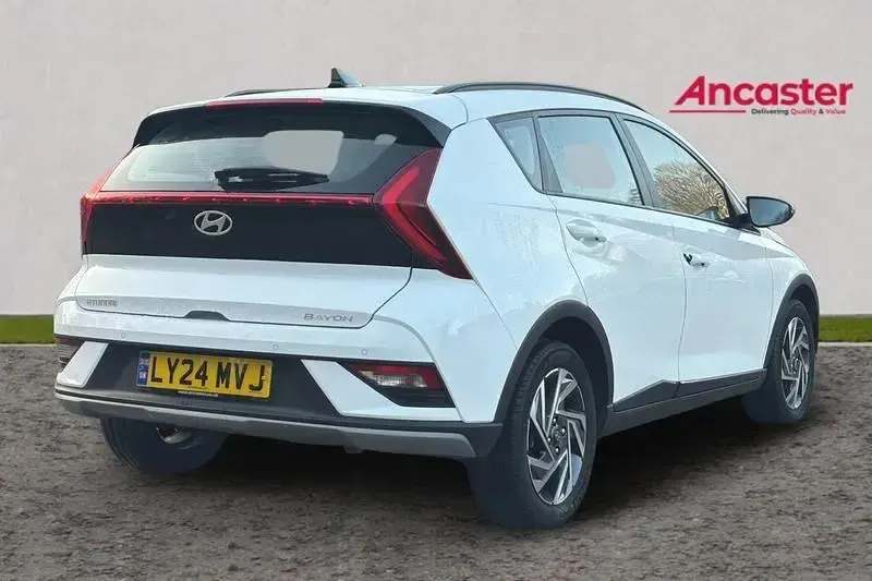 Używany Hyundai Bayon Advanced 99 KM (72 kW) 2024 Biały SUV