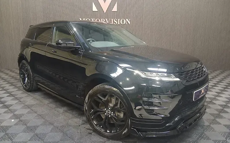 Käytetty Land Rover Range Rover evoque R-Dynamic 182 HP (133 kW) 2019 Katumaasturi
