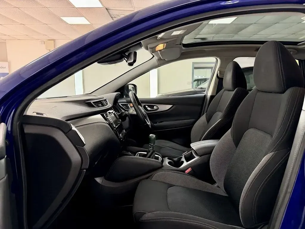 Used Nissan Qashqai N-Connecta 115 HP (84 kW) 2019 Blue SUV