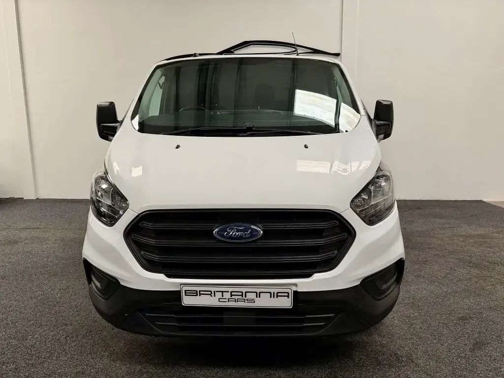 Used Ford Transit Custom 105 HP (77 kW) 2021 White Van