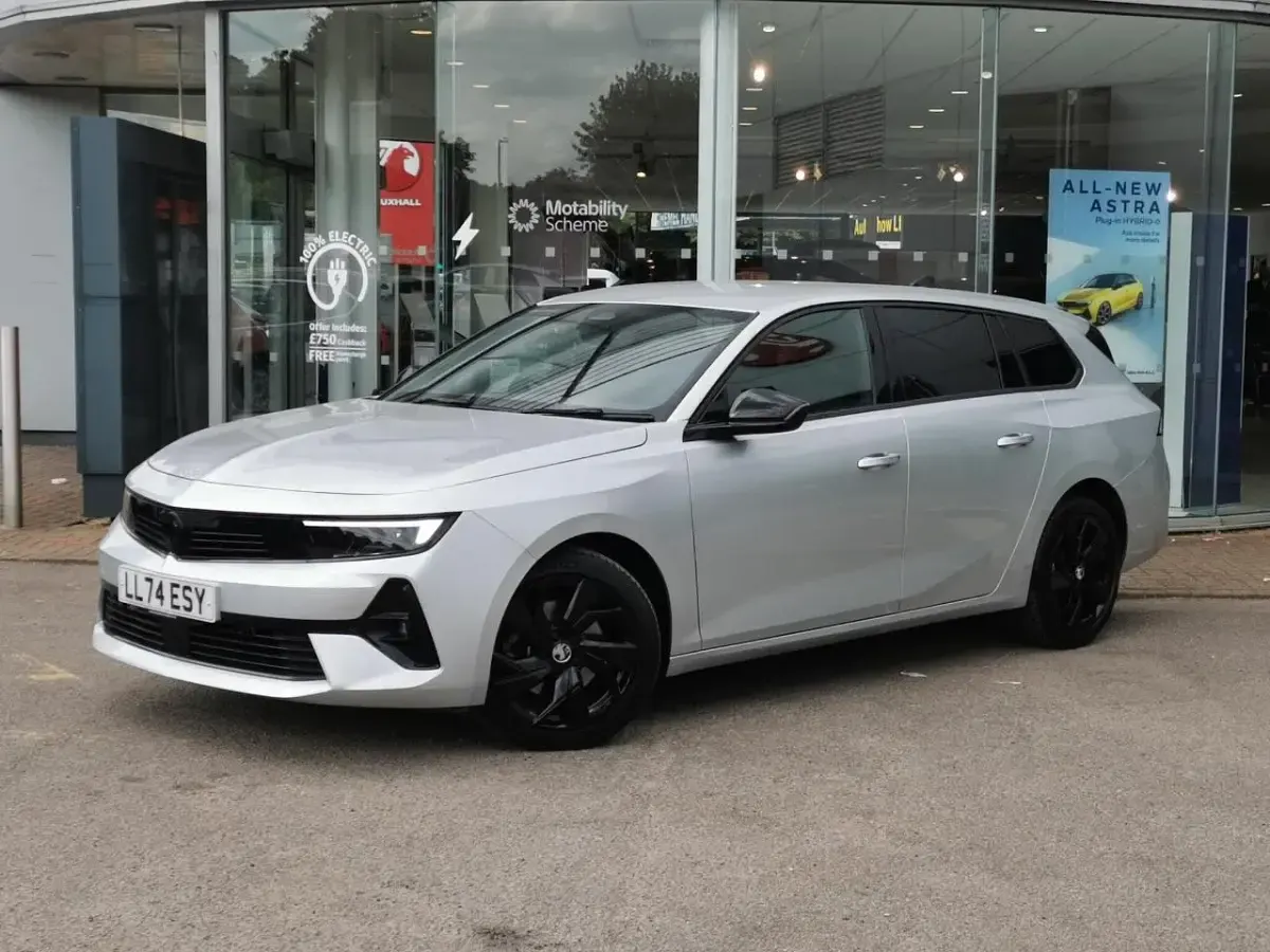 Used Vauxhall Astra S 128 HP (94 kW) 2024 Grey Estate