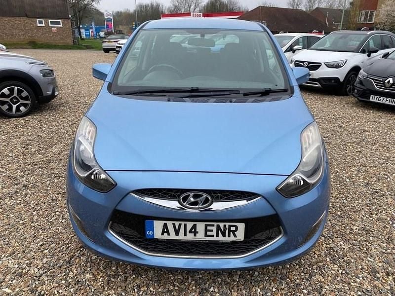 Used Hyundai ix20 Active 90 HP (66 kW) 2014 Blue Hatchback