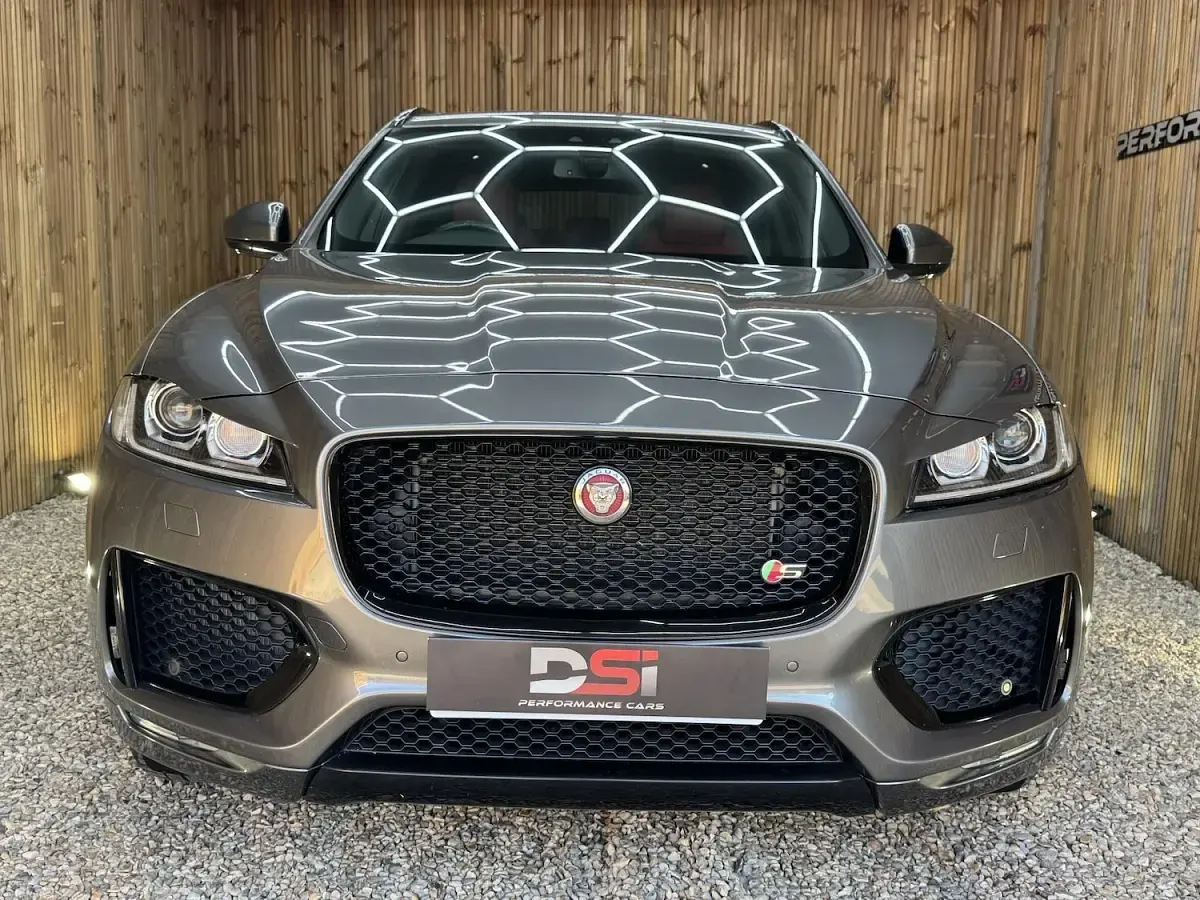 Used Jaguar F-Pace S 300 HP (220 kW) 2017 Grey SUV