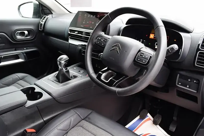 Used Citroën C5 PureTech 131 HP (96 kW) 2024 Grey Hatchback