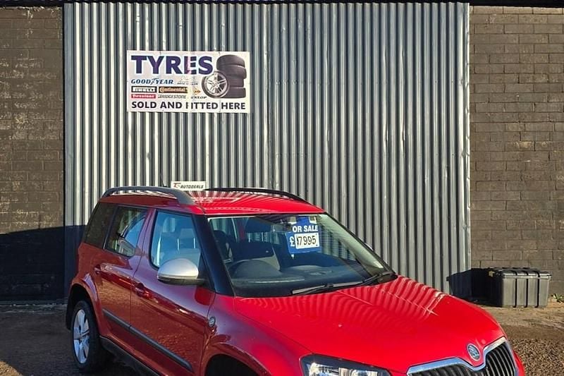 Red Used 2014 Skoda Yeti Tour SUV | £7,995 (Good price) - Image 1/1