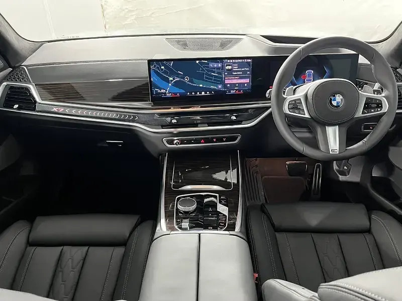 Used BMW X7 M Sport 352 HP (258 kW) 2026 Grey SUV