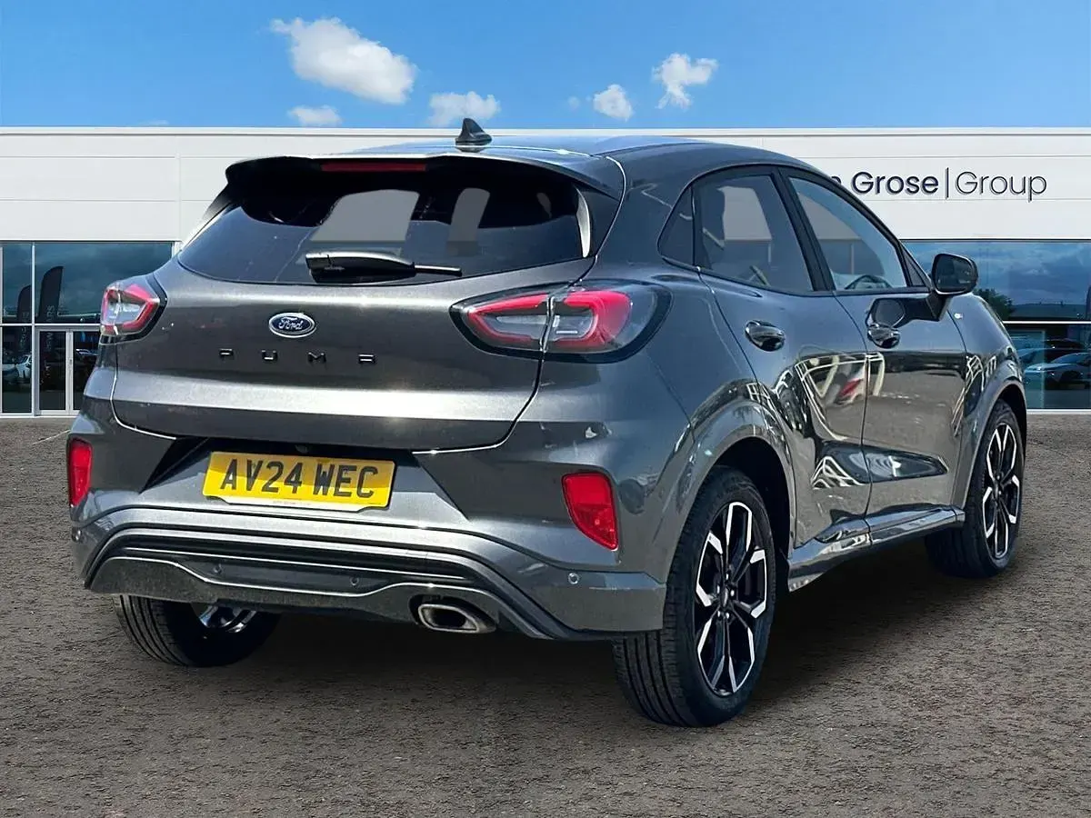 Begagnad Ford Puma ST-Line X 2024 Grå SUV