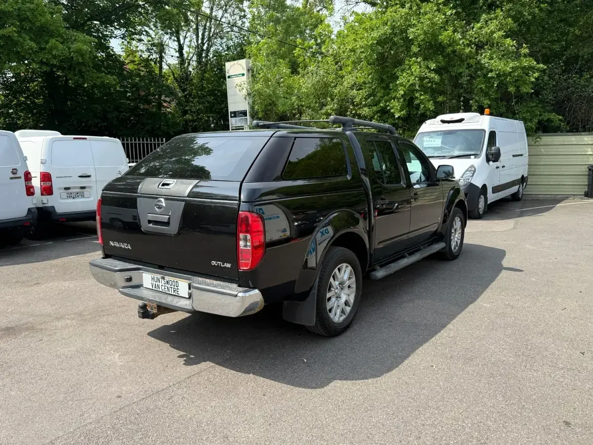 Usado Nissan Navara 2011 Negro Pickup/Camioneta