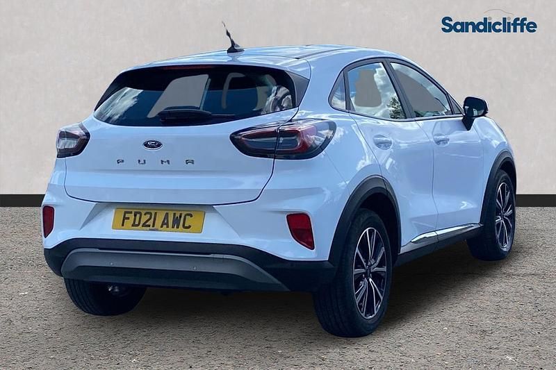 Used Ford Puma Titanium 125 HP (91 kW) 2021 White SUV