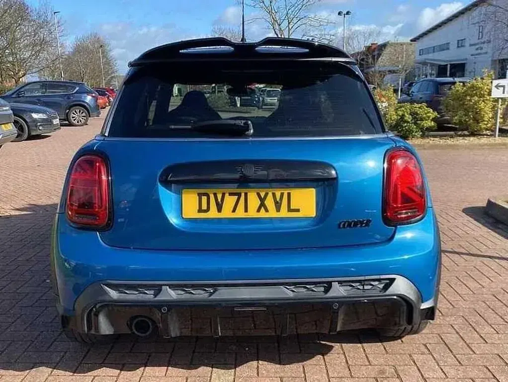 Used Mini Cooper Hatch 2021 Island blue Hatchback