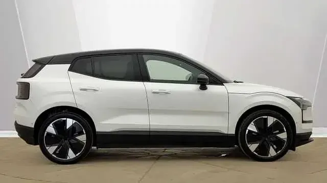 Used Volvo EX30 Performance 310 kW (422 HP) 2025 SUV