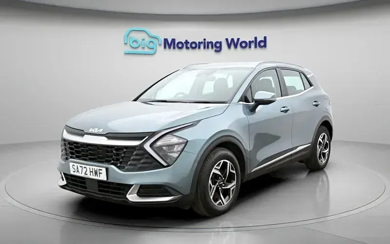 Usado Kia Sportage 150 HP (110 kW) 2022 Cinzento SUV