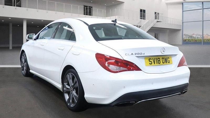 Used Mercedes CLA200 2018 White Sedan