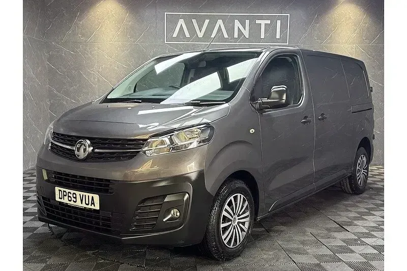 Used Vauxhall Vivaro 100 HP (73 kW) 2019 Grey MPV