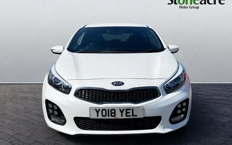 Used Kia ProCeed GT-Line 120 HP (88 kW) 2018 White Hatchback