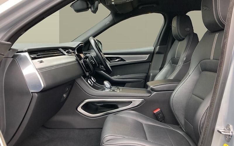 Used Jaguar F-Pace R-Dynamic 204 HP (150 kW) 2024 SUV