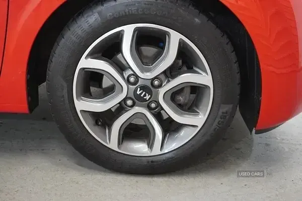 Used Kia Picanto 84 HP (61 kW) 2019 Red Hatchback