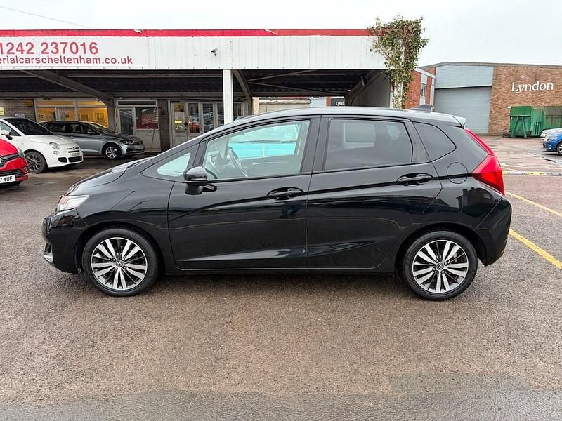 Begagnad Honda Jazz EX 102 HK (75 kW) 2016 Svart Halvkombi