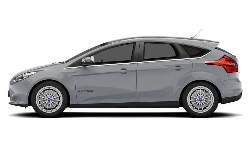Usado Ford Focus Zetec 120 HP (88 kW) 2016 Citadino