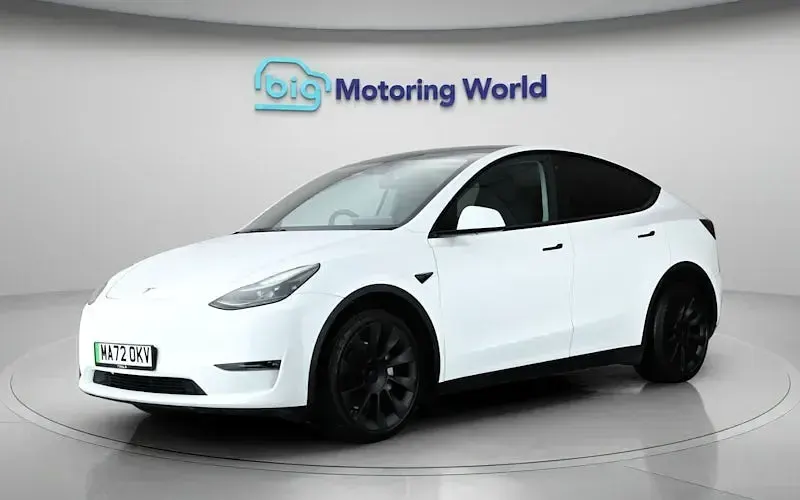 Used Tesla Model Y Long Range AWD 286 kW (389 HP) 2025 SUV