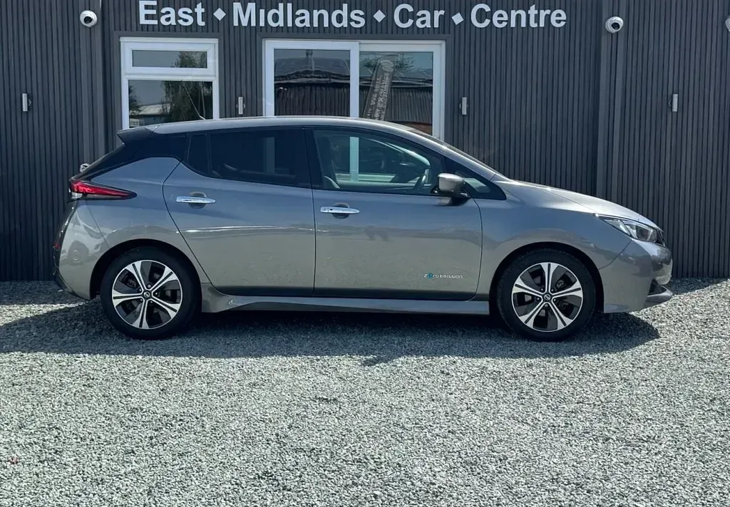 Used Nissan Leaf Tekna 110 kW (150 HP) 2019 Grey Hatchback