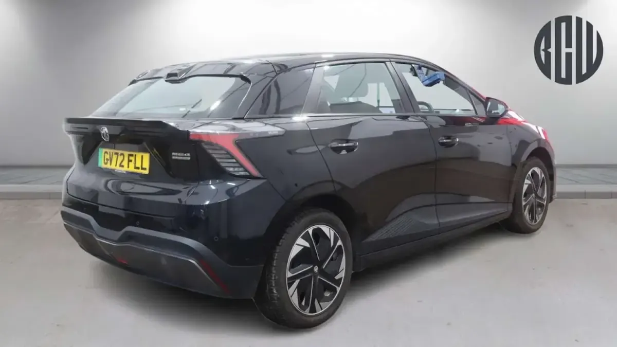 Used MG MG4 EV SE 319 kW (435 HP) 2022 Black Hatchback