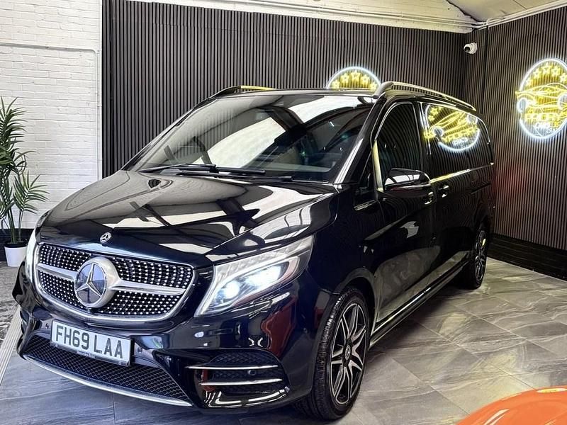 Used Mercedes V220 AMG line 163 HP (119 kW) 2020 Black MPV
