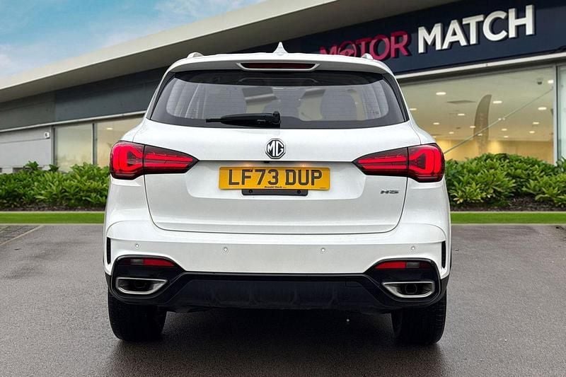 Used MG HS SE 2023 White SUV
