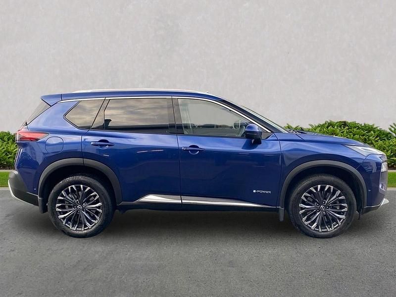 Used Nissan X-Trail Tekna 204 HP (150 kW) 2025 Blue SUV