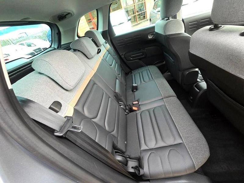 Used Citroën C3 Aircross PureTech 130 HP (95 kW) 2024 Grey SUV