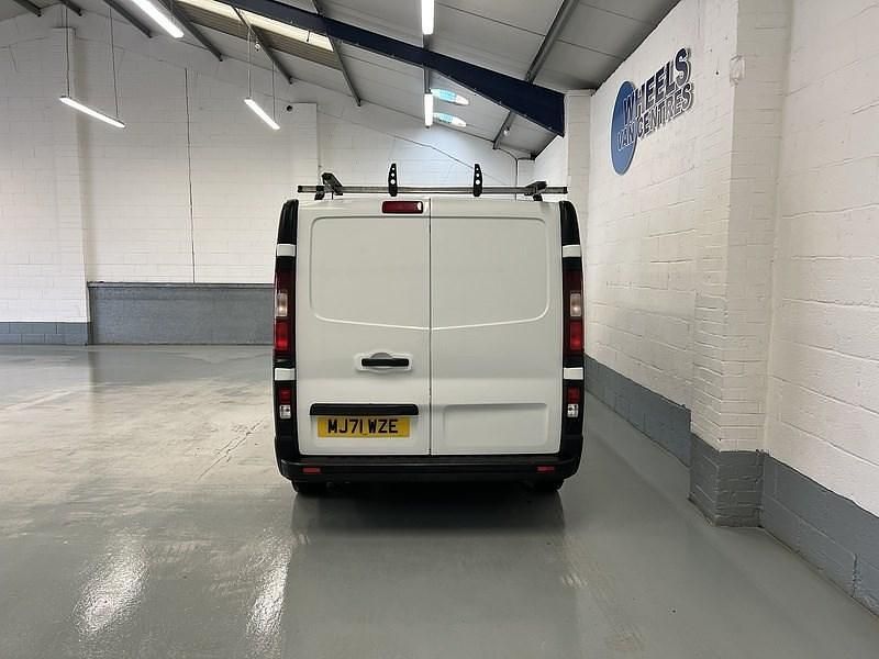 Used Renault Trafic Business 2021 White MPV