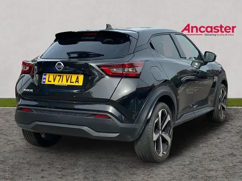 Used Nissan Juke Tekna 113 HP (83 kW) 2021 Black SUV