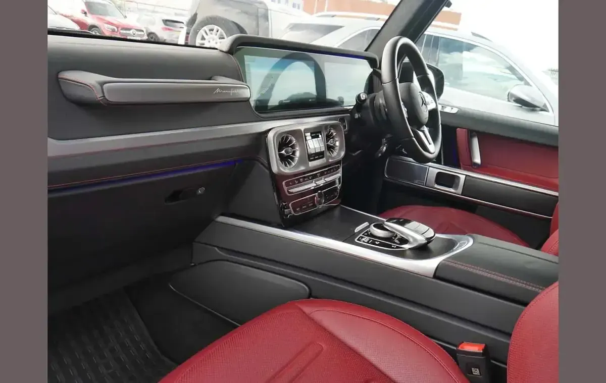 Used Mercedes G400 AMG Line Premium Plus 325 HP (239 kW) 2024 Black SUV