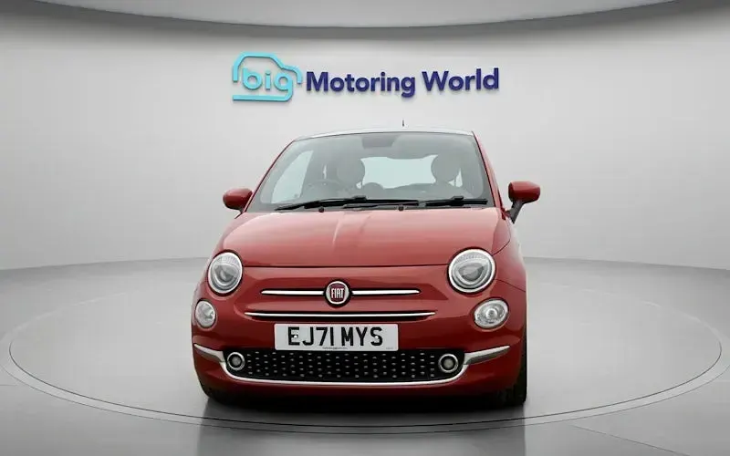 Used Fiat 500 Dolcevita 70 HP (51 kW) 2022 Red Hatchback
