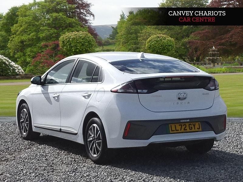 Used Hyundai Ioniq Premium 100 kW (136 HP) 2023 White Hatchback