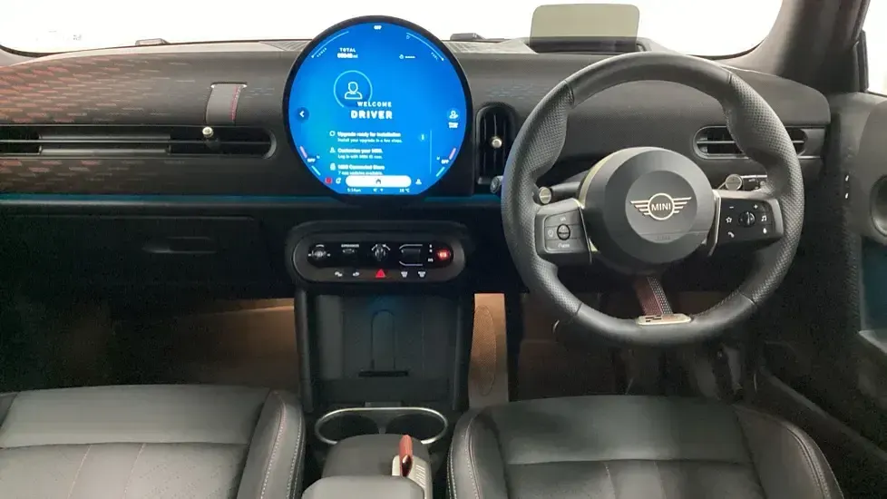 Usado Mini Cooper Hatch 113 kW (154 CV) 2025 Azul Utilitario