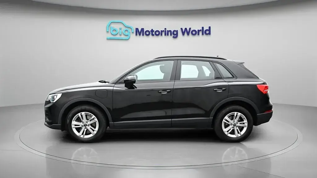 Second-hand Audi Q3 245 CP (180 kW) 2022 Negru SUV