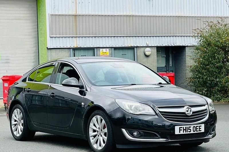 Black Used 2015 Vauxhall Insignia Elite Hatchback | £3,990 (Good price) - Image 1/1