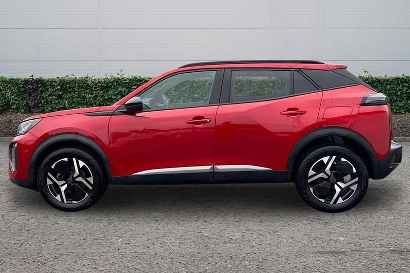 Usado Peugeot 2008 Allure 129 HP (94 kW) 2023 Vermelho SUV
