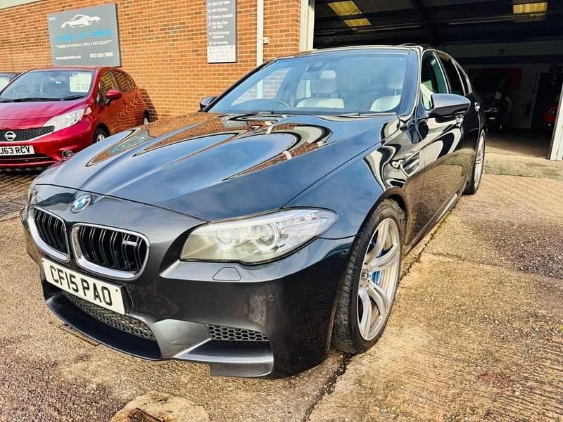 Used BMW M5 Comfort Edition 2015 Grey Sedan